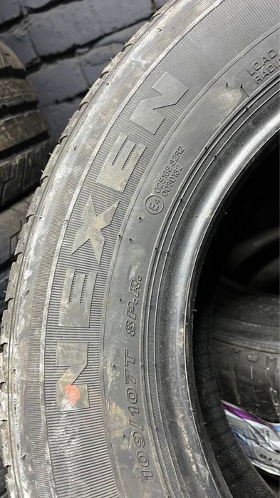Комплект нової літньої гуми 215/70/15с