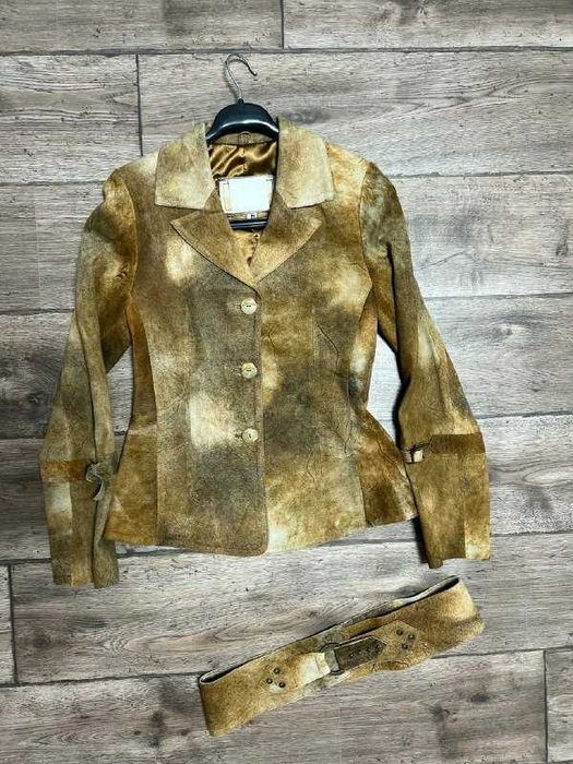 Кожаный пиджак размер S