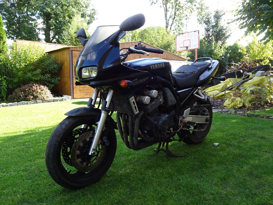 Yamaha FZS 600 Fazer silnik wydech kolektor lampa