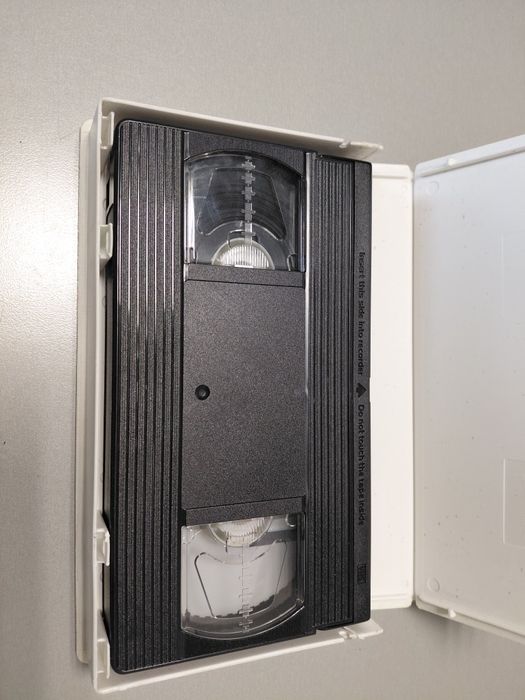 Mrówka Z na kasecie vhs