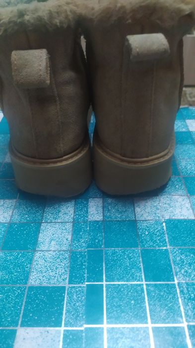 Уггі жіночі,теплі,замшеві