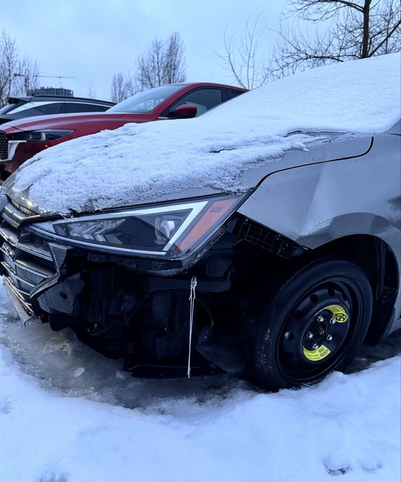 Продам авто америка Hyundai Elantra 2019 AD 2.0 газ/бензин после ДТП