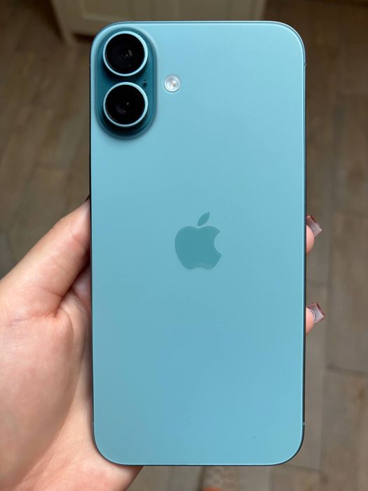 Apple iPhone 16 Plus
