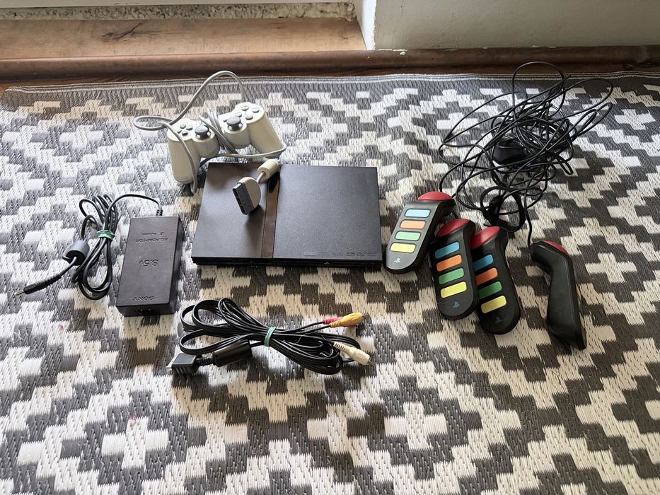 Playstation 2 ps2. Pad buzzery