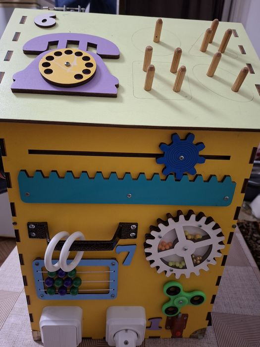 Продам бізі- Будинок  б/ у.