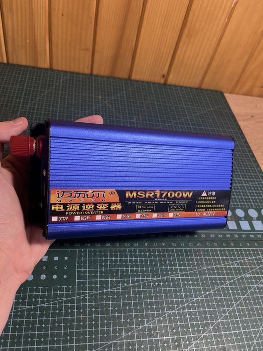 Інвертор 36 220V 1700 W Міандр несправний