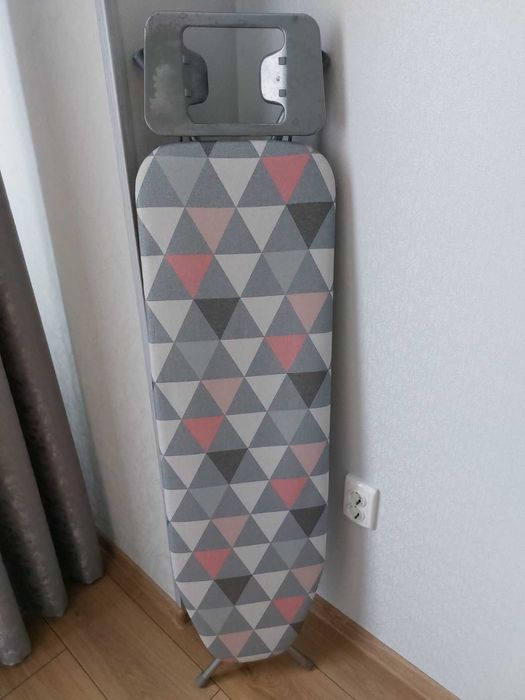 Прасувальна дошка, гладильная доска