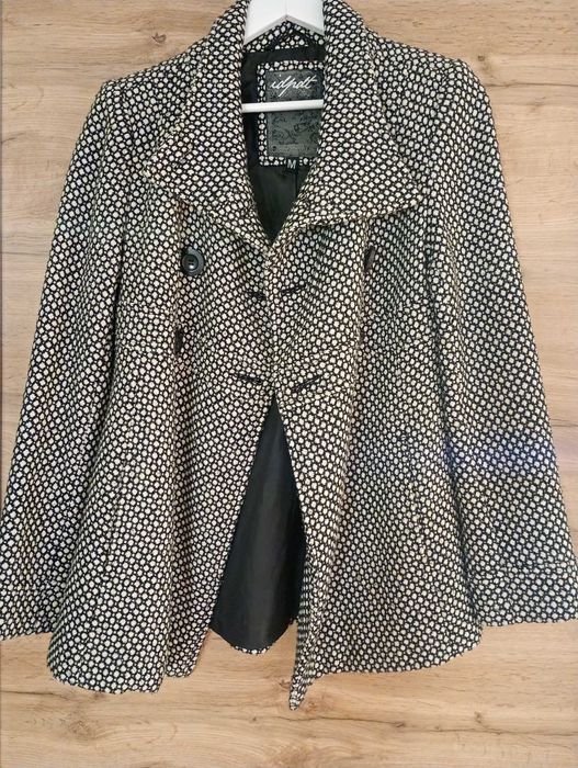 Płaszcz rozmiar M wełna