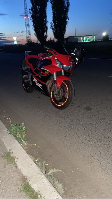 Продам мотоцикл Honda CBR 954RR Fireblade