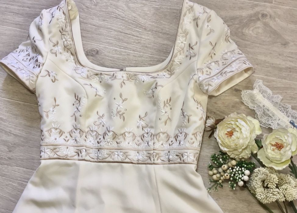 Испанское дизайнерское платье Pronovias