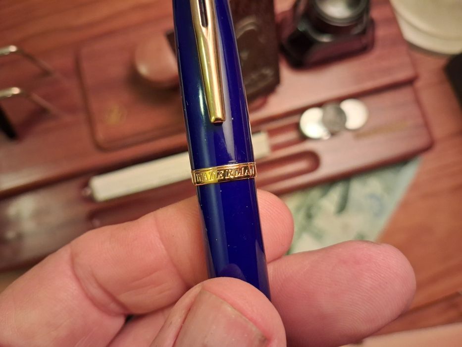 Waterman Carene esferográfica azul e ouro
