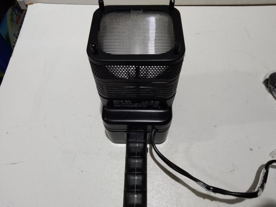 Lampa błyskowa KAISER 3015 jak nowa