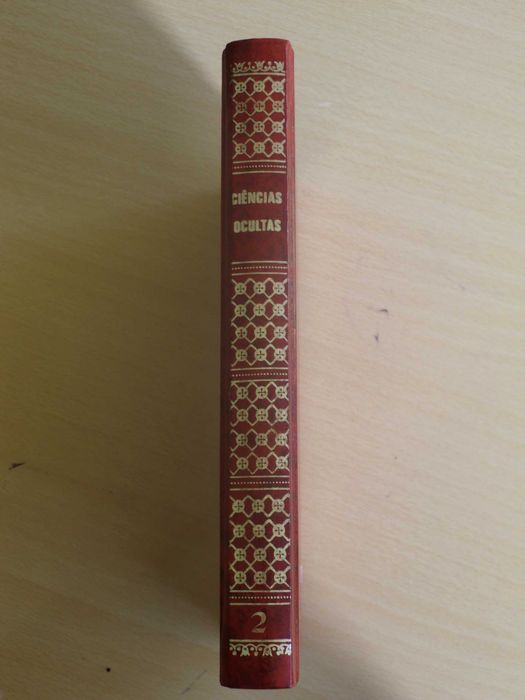 O Mistério das Catedrais
de Fulcanelli