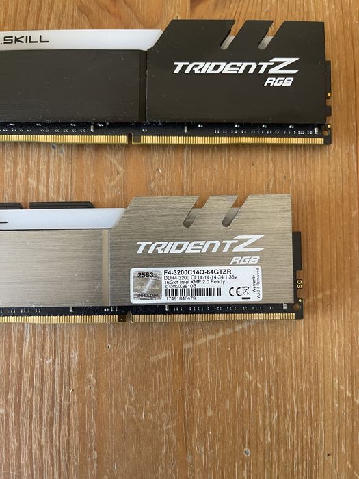 Memoria RAM 32 Gb 3200 CL14 Trident Z RGB