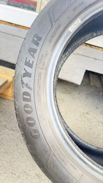 Шини 4шт Good year 215x55R17