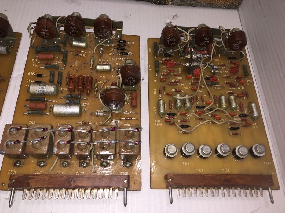 Плати радіодеталі