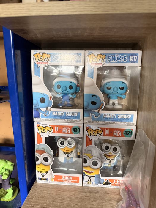 Figuras e brinquedos variados - alguns selados