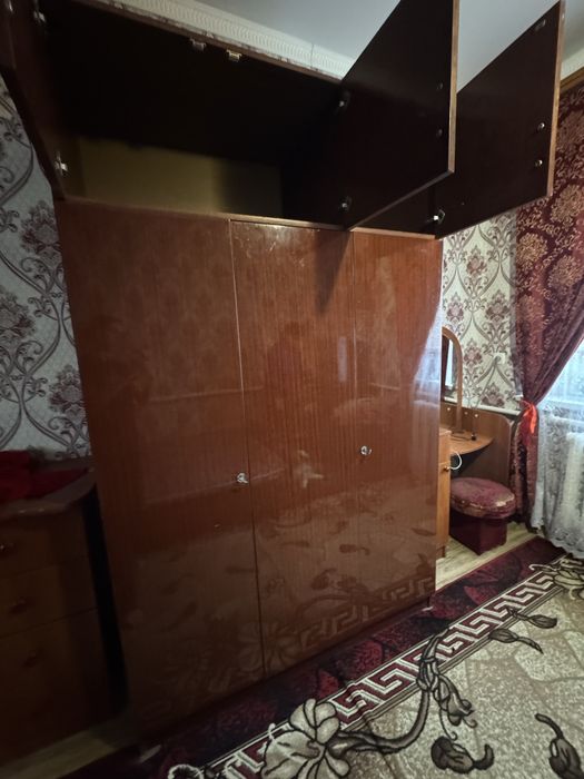 Продаємо шафу не дорого