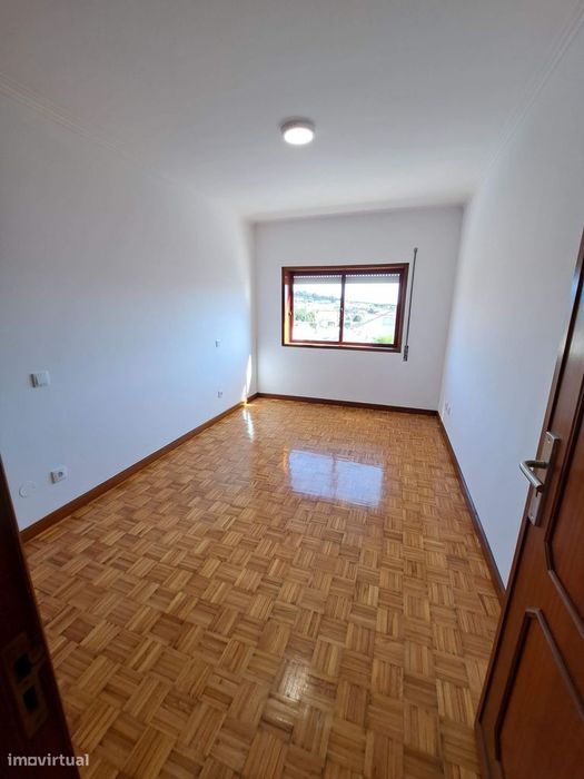 Apartamento T3 em Maceda