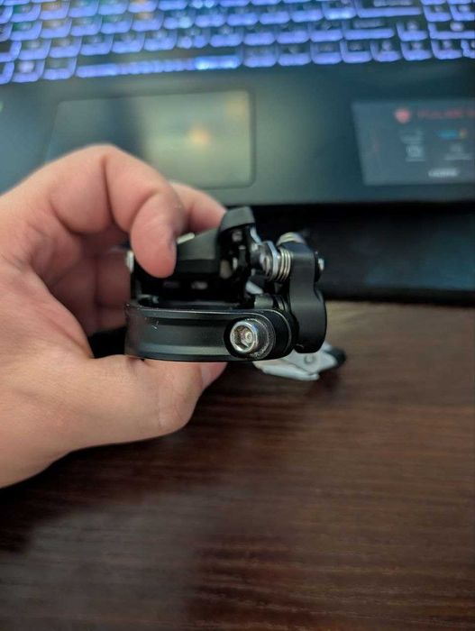 Передня перекидка Shimano Deore FD-M618