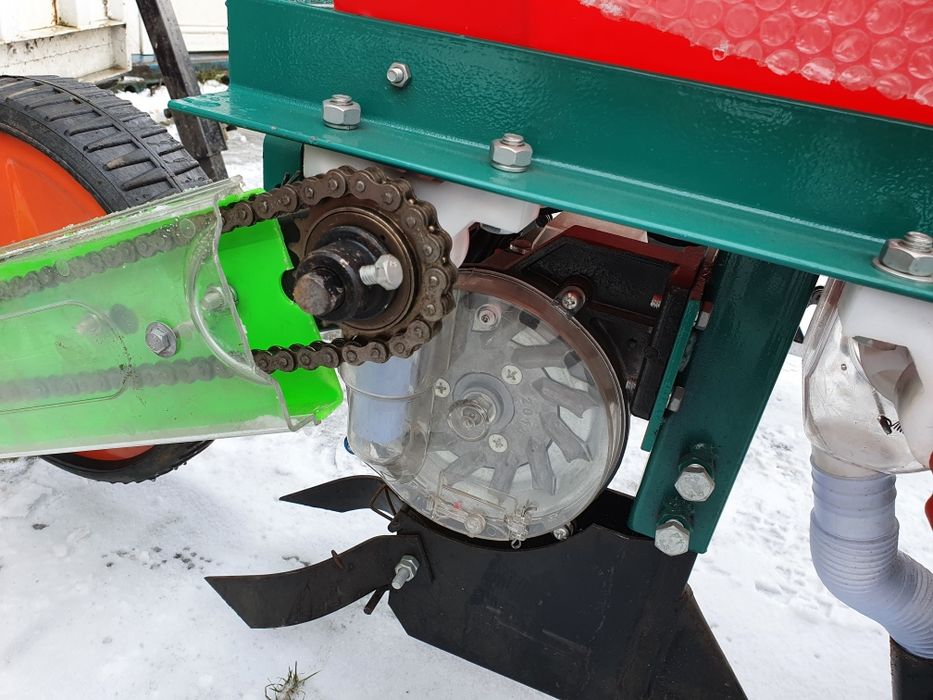 Сіялка 3 ряд. зернова до трактора