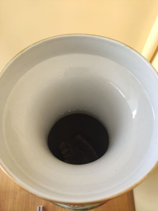 Китайська ваза керамічна фарфорова