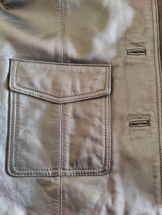 Casaco novo em pele genuína "Leather Man" tamanho L mas veste M