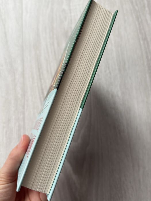 Халепа перед Різдвом. Кейт Стюарт