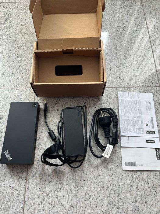 Stacja dokująca Lenovo - jak nowa