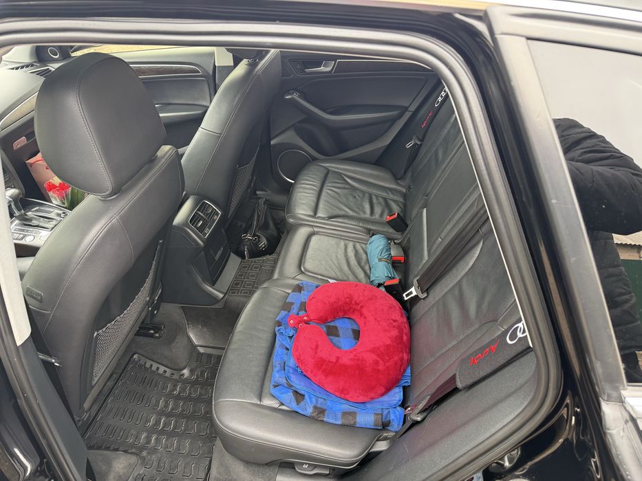 Audi Q5 Premium Plus  gen3  шикарна пропозиція