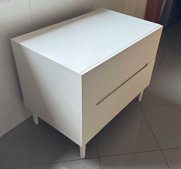 Cómoda branca com 2 gavetas, IKEA