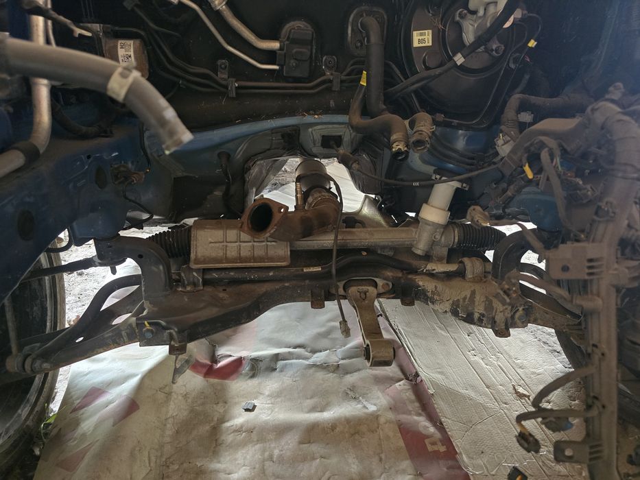 Підрамник шруз подрамник передний Hyundai tykson 1.6