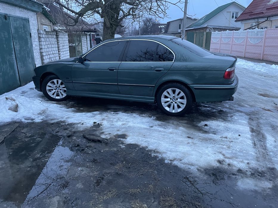 Продам BMW e39 535i