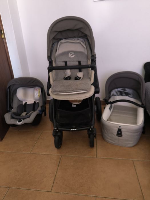 Carrinho de Bebé Trio Jané Kawai (Carrinho + Ovo + Alcofa NOVA)