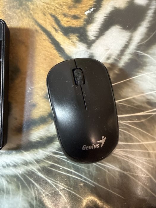 Клавіатура і мишка genius