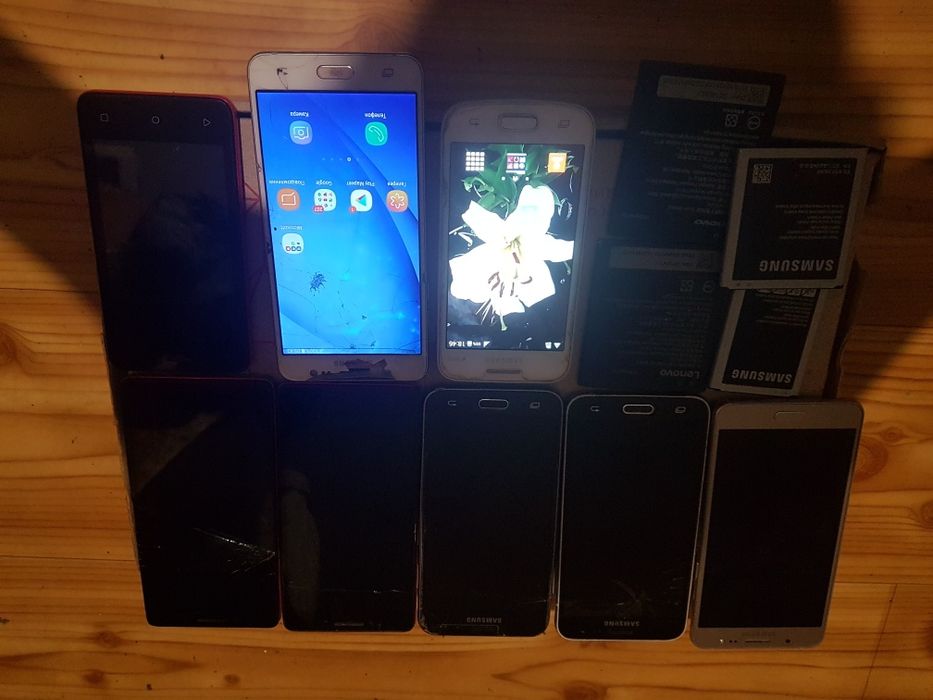 Лот/телефонів 8шт