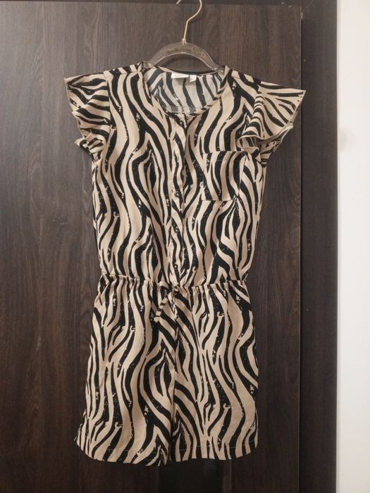 Комбінезон на дівчинку