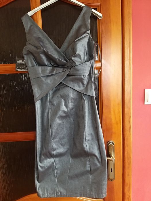 Sukienka nowa z metką