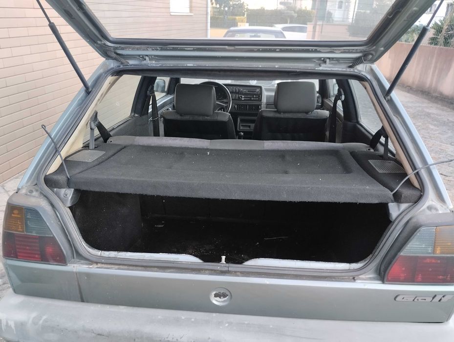 Volkswagen Golf 2, três portas