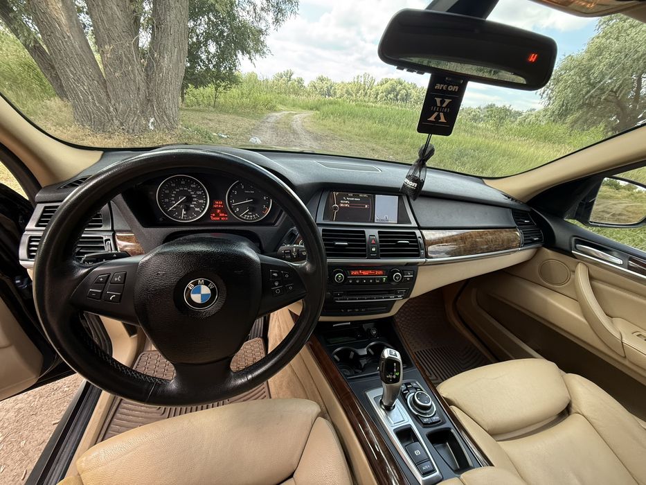 BMW X5 E70  3.0 2013 twin power turbo