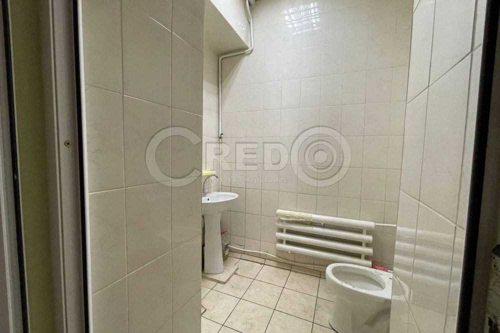 Продаж 1-поверхової будівлі, вул. Ф. Караманця