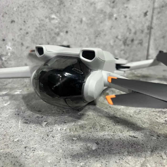 Dron DJI Mini 3 + Kontroler RC-N1 | Stan BDB | Etui Sunnylife | 100% Sprawny