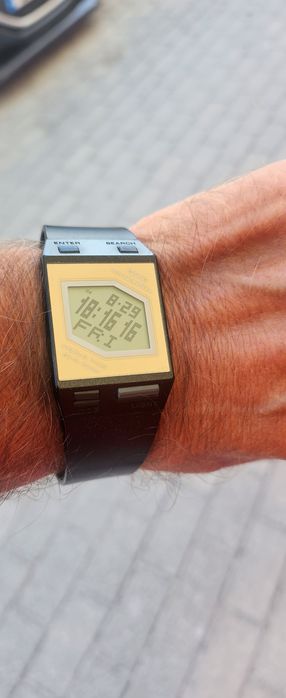 Casio ultra fino bastante raro