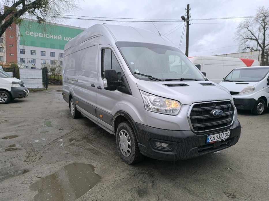 Оренда прокат вантажного авто буса Ford Transit