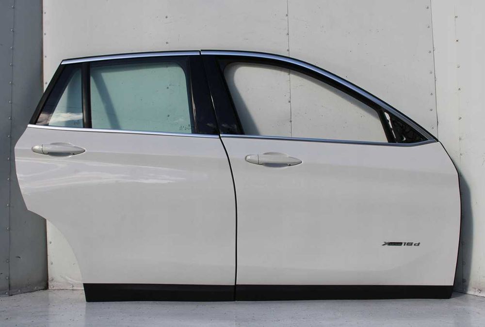 Двері BMW X1 F48 передні або задні праві ліві разборка