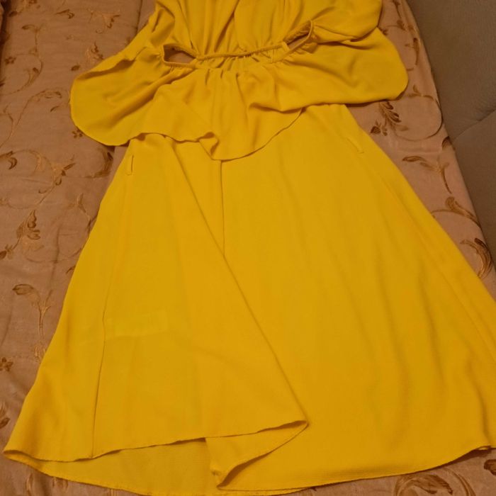 Sukienka żółta hiszpanka New Look