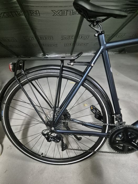 Rower  firmy STEVENS model STRADA 800 TOUR. Dla wysokich pow. 180 cm.