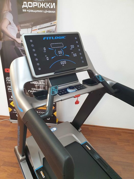 Бігова доріжка FitLogic T68C