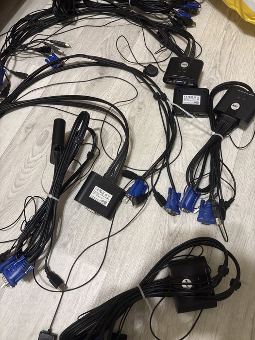 Kvm свич  Aten 399грн 1 шт