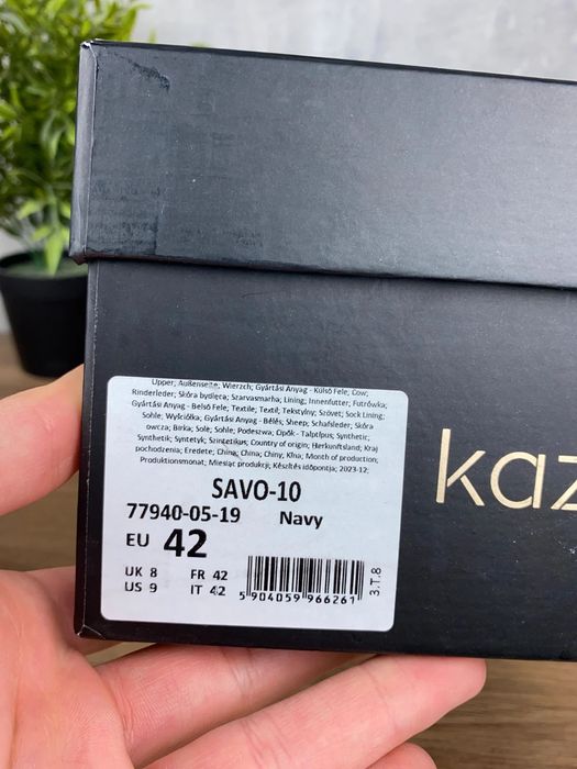 Buty Kazar Savo r. 42 - granatowe zamszowe sneakersy